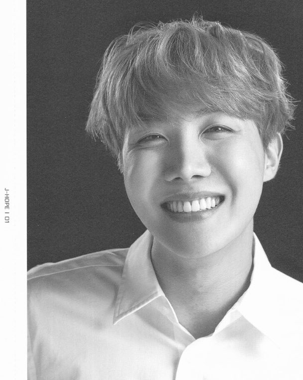 IBigHitEnt's tweet photo. 2017 BTS LIVE TRILOGY EPISODE Ⅲ THE WING TOUR MD FACE PHOTO COLLECTION

#방탄소년단 #YOU_NEVER_WALK_ALONE #NotToday #SpringDay https://t.co/AJdkKw6JkS