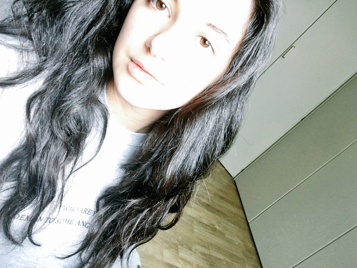 _create_dolan's tweet photo. Happy Tuesday everyone :)
#TuesdaySelfie https://t.co/3LJZDHd9bT