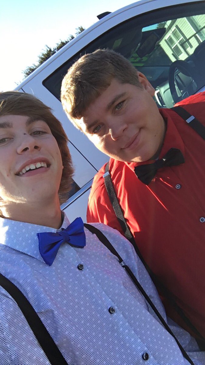 _sethbonnette_'s tweet photo. Jessie didn't deserve to be bullied no one does #stopbullying2k17 we love you Jessie... #repostforsupport https://t.co/k2ZpQoaTLu