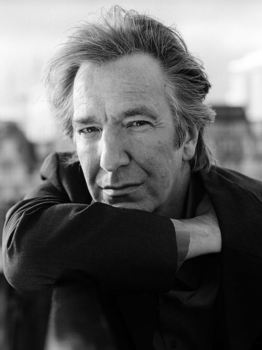 _butterblume170's tweet photo. Er fehlt... 😔
Happy Birthday #AlanRickmann 😍 https://t.co/dfO1Odw9a5