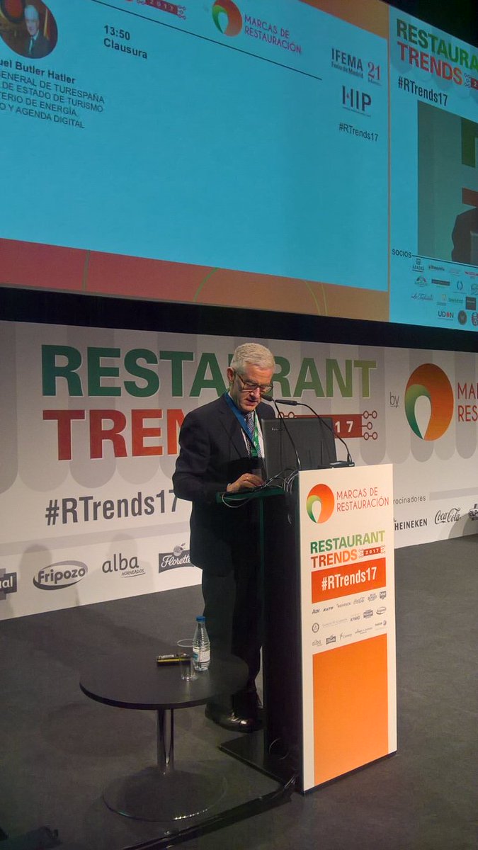 MdRestauracion's tweet photo. Clausura #RTrends17 Manuel Butler Director General de @Turespana_ reconociendo el papel de la restauración en los buenos datos del turismo https://t.co/07JyG7jlwS
