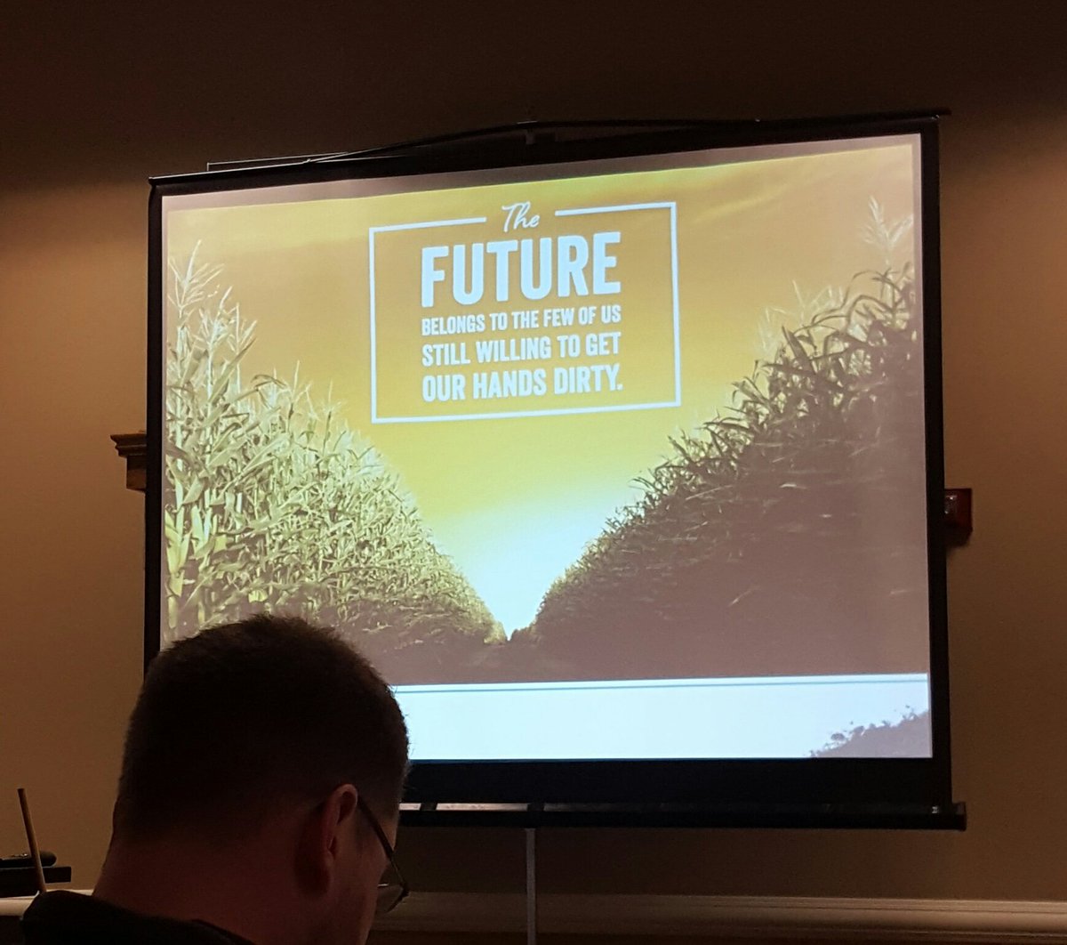 Kimberly_Beachy's tweet photo. Learning day with @ALGLLabs #ProtechPartners #Agronomy https://t.co/SjK55CTmxo