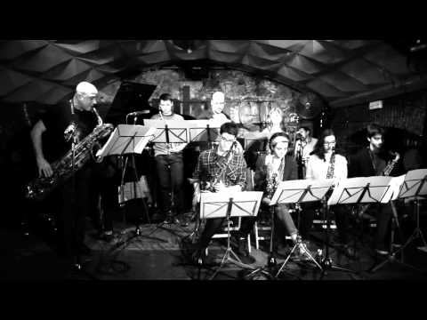 MOTEL - <a href="/joanchamorro/">joan chamorro</a> presenta Joan Mar Sauqué (trp) &amp; Toni Belenguer (trb) &amp; YOUNG BAND. #BigBand <a href="/JamboreeJazz/">Jazz Jamboree</a>

youtu.be/glc_tYqdfrM