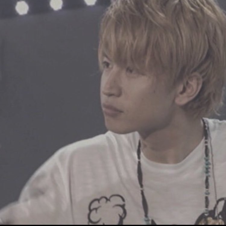 ll072l's tweet photo. ㅤ

         どれが良いですか！！！

ㅤ https://t.co/eJPzmwqFgQ