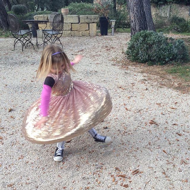 Oldtimer_Tour's tweet image. #Heidi #Hetzer auf #Oldtimertour m. #Hudo: aktuell Station nach 940 x #Sonnenuntergang in Süd- #Frankreich - nach #Spanien #Barcelona &amp;amp; Co