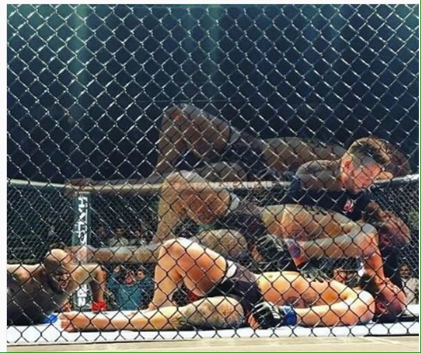 jasonmach's tweet photo. 😂 Fairly certain Travis Browne departed from his body after Sunday's knockout.  #UFC #FightNight105 #ufcHalifax #BlackBeast https://t.co/L5Y1ferANW