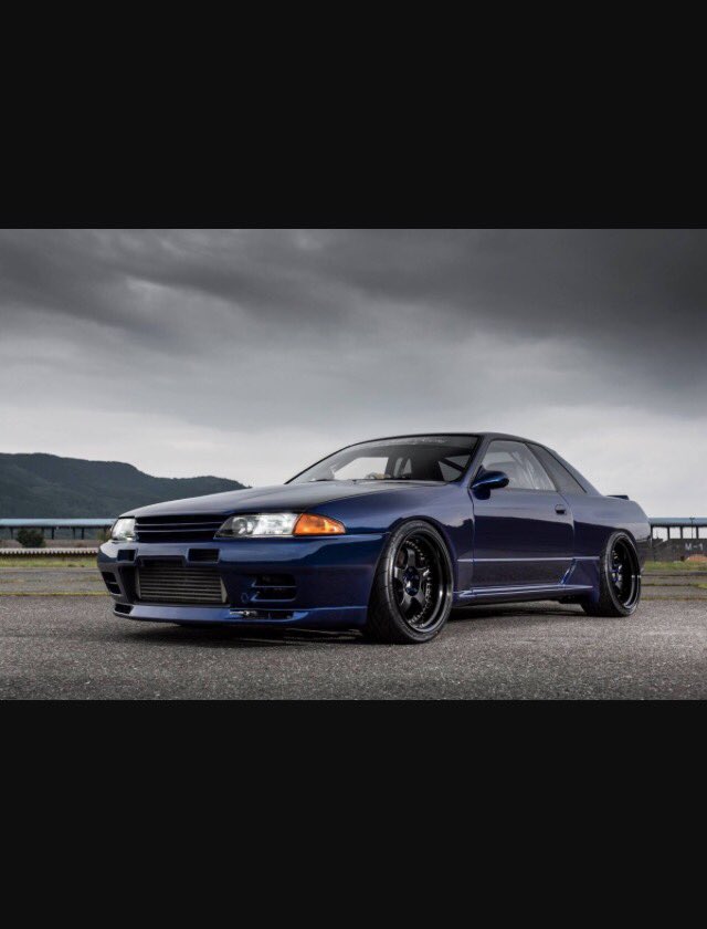 ComplexSociety_'s tweet photo. Would you own this r32? 
__________________________________ #cars #car #carporn #r32 #skyline #gtr #quick #fast #photography https://t.co/mzjALvy6Dl