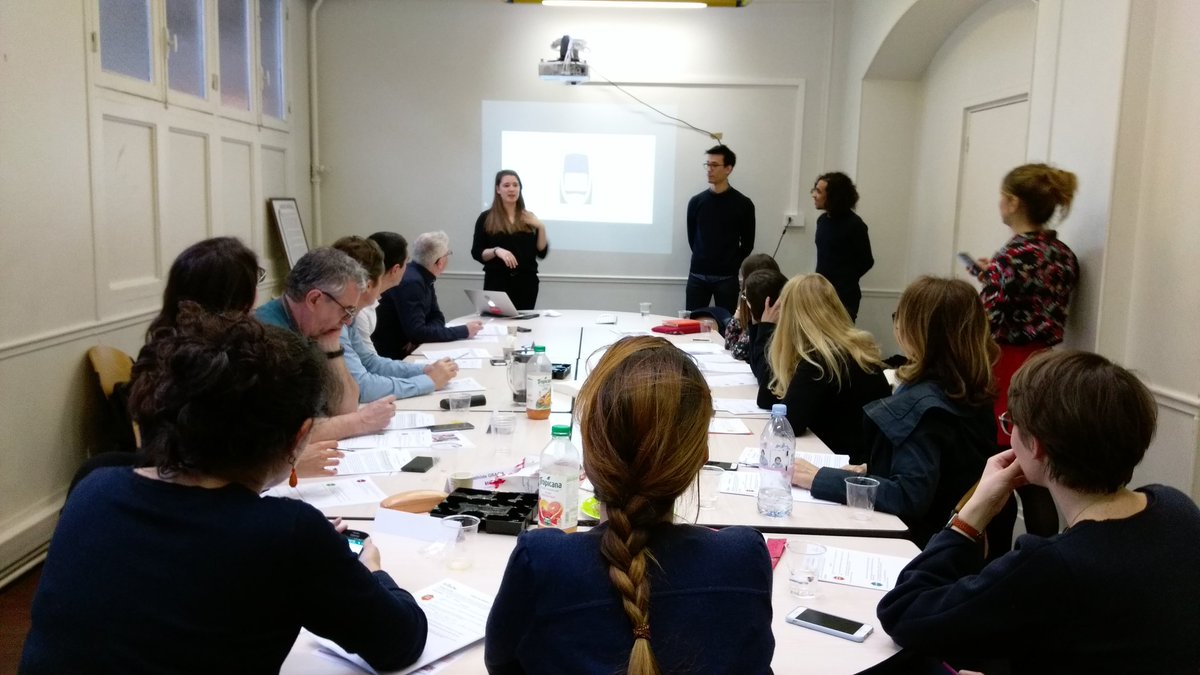 RucheParis's tweet photo. @TextFugees nous parle de leur solution de communication à destination des associations et des réfugiés ! #DigitalImpact2017 https://t.co/GHMYcEhCI7