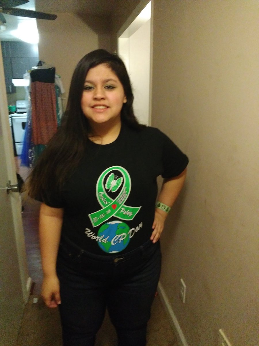 CPDreamTeam's tweet image. @heavenramsey9 on her way to @SHCGreenville representing with the Oct Shirt! #CPDreamTeam #17MillionStrong