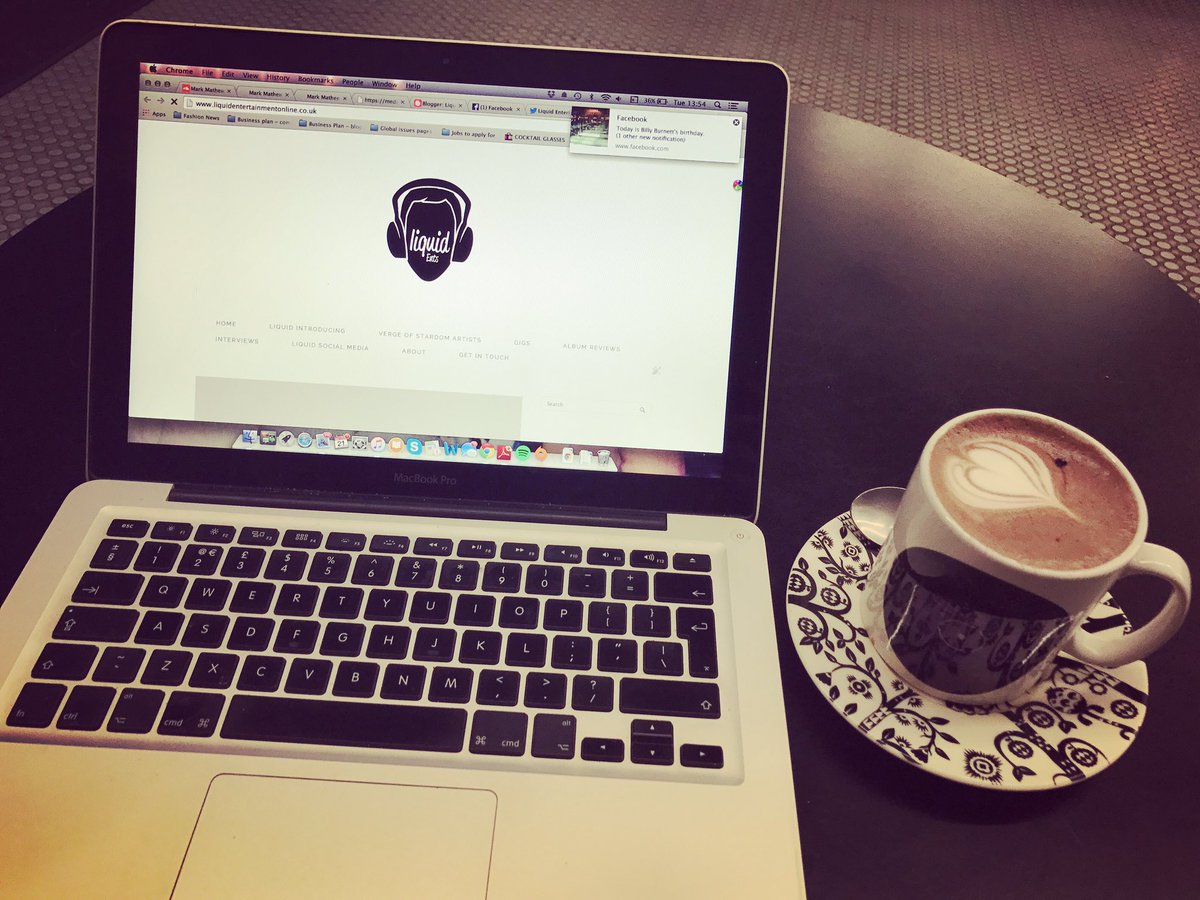 LiquidEnts's tweet image. After recently moving back to London, I've been quiet on the blog for a while... but now I'm BACK with many exciting things planned!