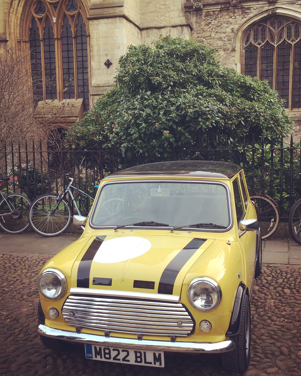 #MrBean in #Oxford #RadcliffeSquare #minicooper
#minimini