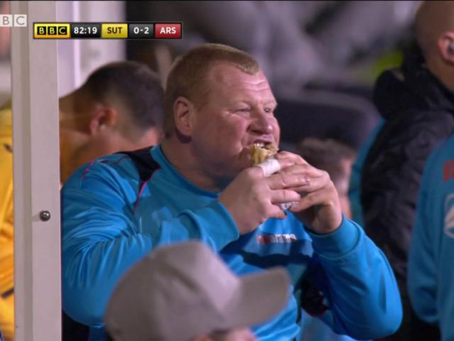 patientspec's tweet photo. Pie-eating Goalkeeper Investigated by Gambling Commision. Read  https://t.co/NOJNr7OzjU #pieman #goalkeeper #suttonunited #SuttonvsArsenal https://t.co/fQyBG0azwy