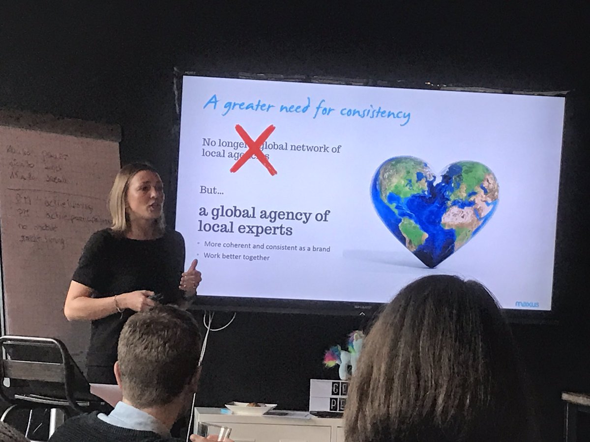 MaxusBelgium's tweet photo. @BarbaraAndries on stage about Marketing #maxusday #maxusness https://t.co/VI4DHl67ak