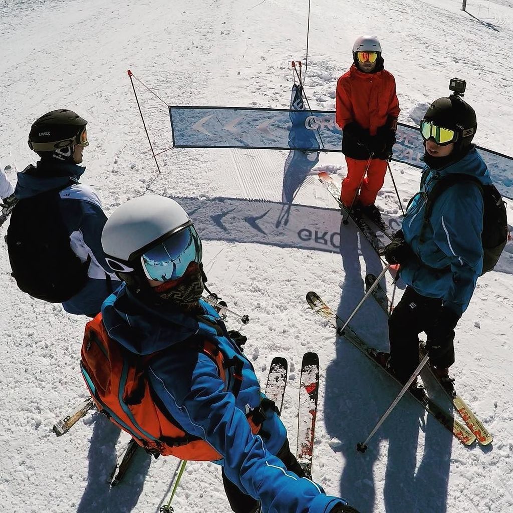 tiste's tweet photo. 🤙 #bros #ski #laplagne #potd #totalswag https://t.co/dmq9P4wsbJ