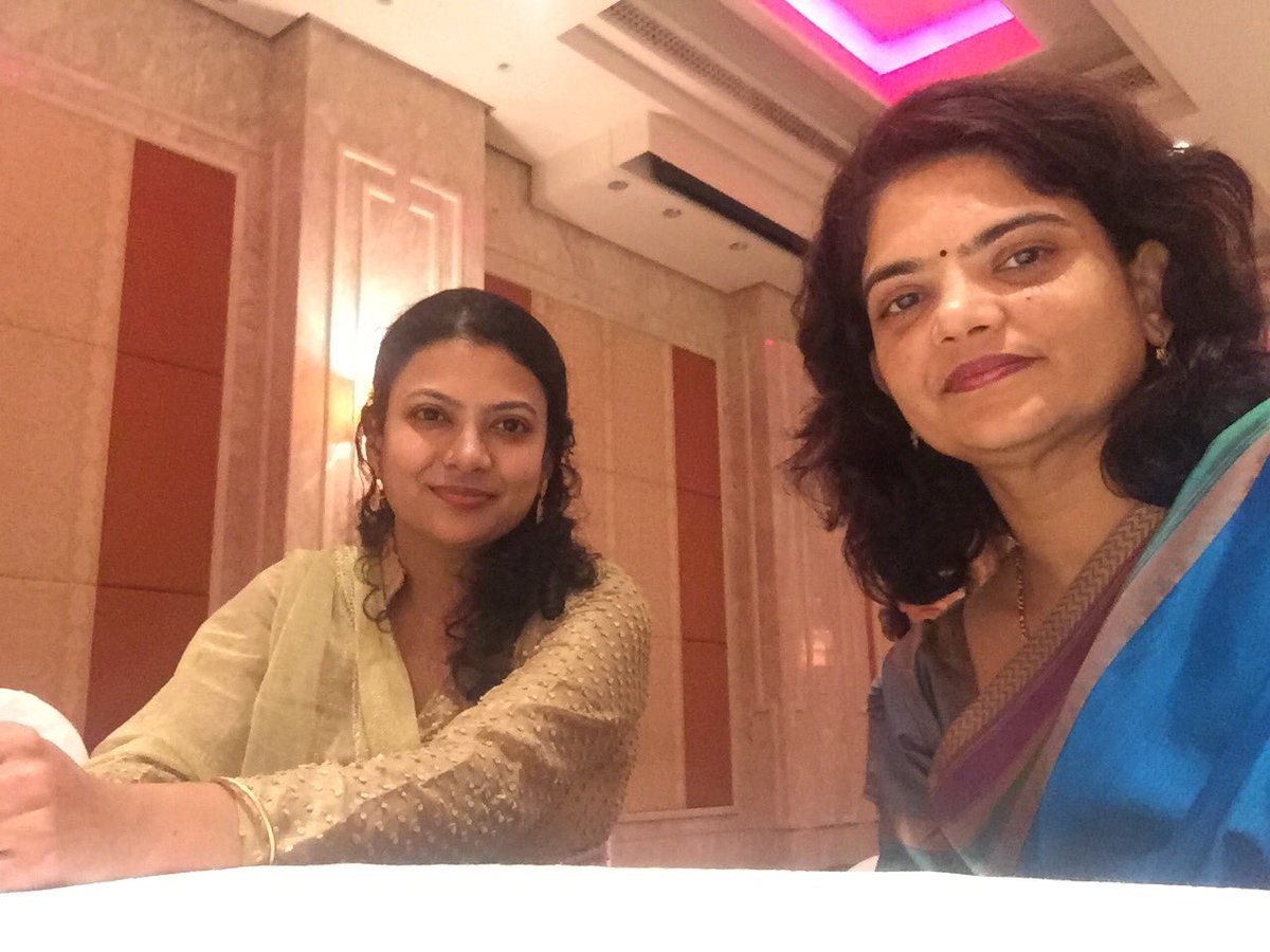 Brindha6's tweet photo. Pictures with besties and other distinguished guests who were at Padma Lakshmi's book reading event. #PadmainIndia https://t.co/7nqqiU2EQW