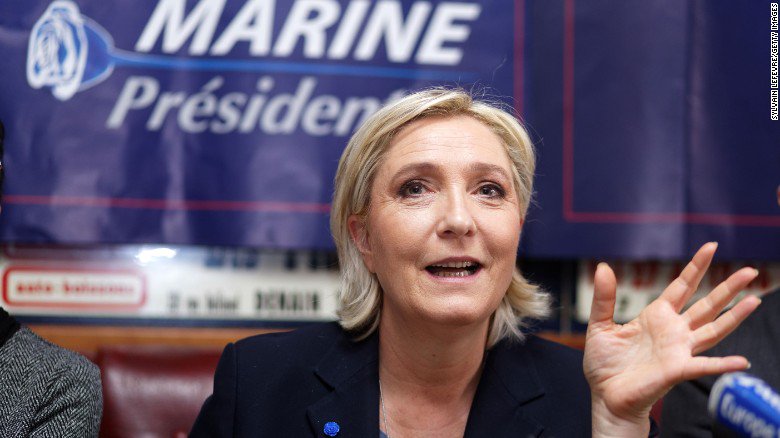 CNN's tweet photo. French presidential candidate Marine Le Pen cancels meeting in Lebanon after refusing to wear a headscarf https://t.co/VxVLlCtay0 https://t.co/P4Eopnklcr