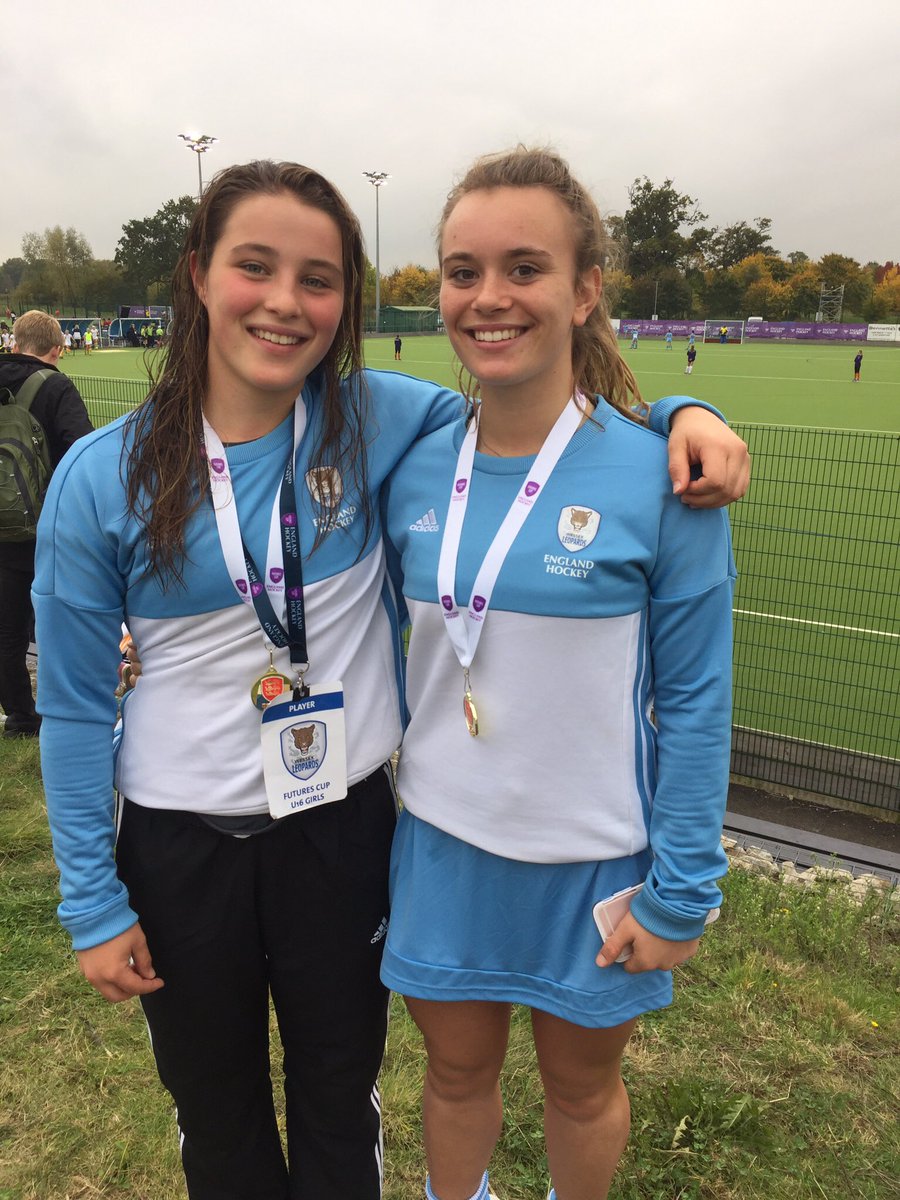 MillieAttwell's tweet photo. So pleased🌹 even happier to be doing it with my best mate💙🇬🇧 @ARGabbitass @ISCAHockeyClub @BlundellsSchool @HockeyMillfield https://t.co/c7hSnqTCDX