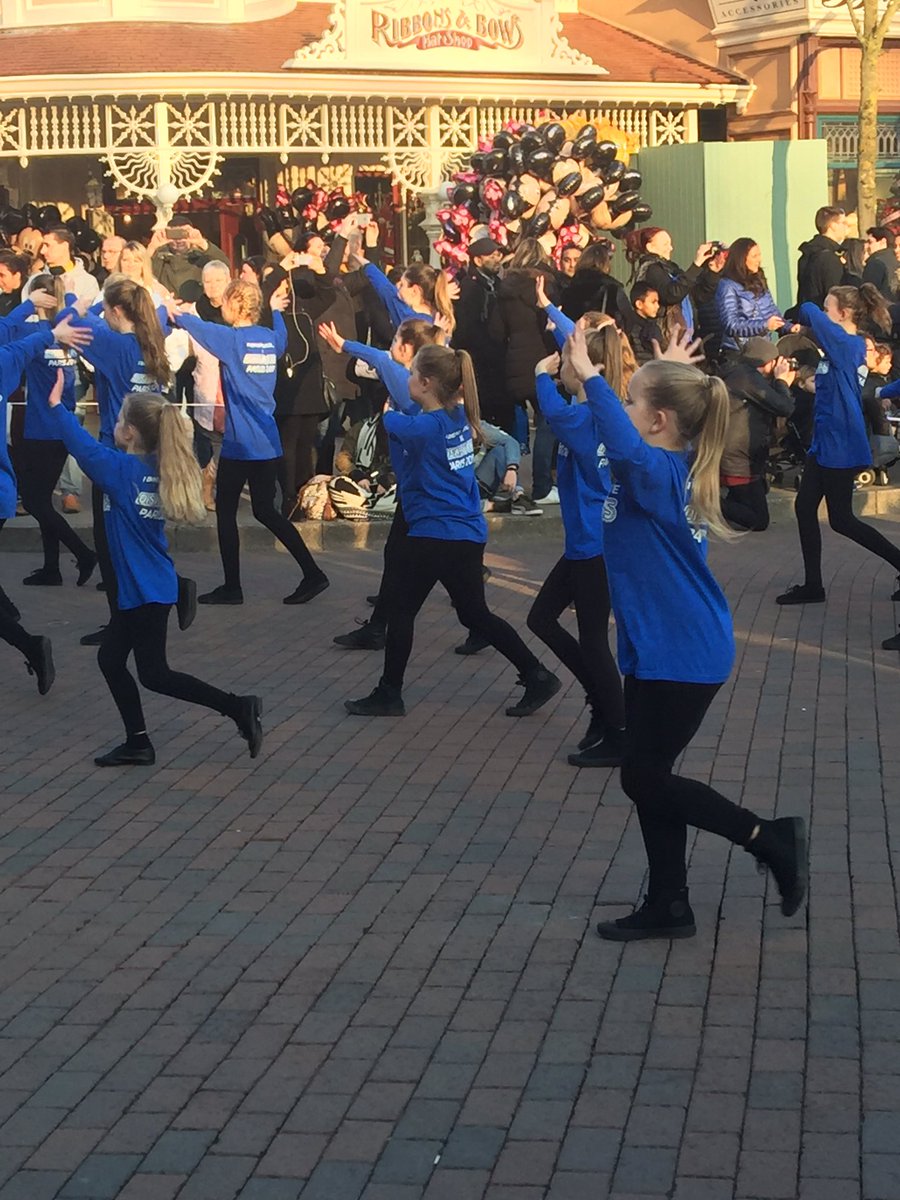 A great time in Disneyland Paris next up... <a href="/DanceVictory/">Victory Dance Champs</a> 👌🏼💫