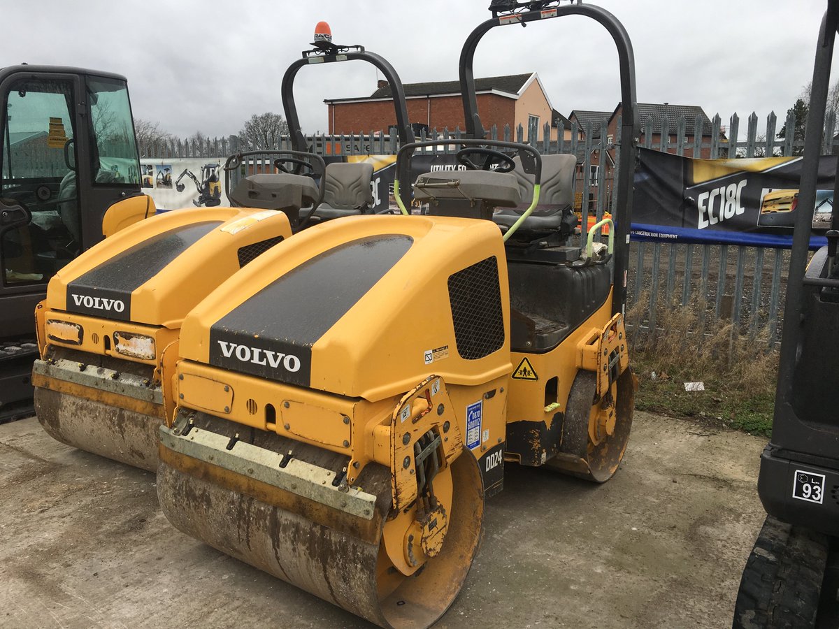 howardplantsale's tweet photo. For Sale Volvo DD24 Double Drum 1200mm Roller, 2011, 683 Hours https://t.co/T7KTB9Rtaf