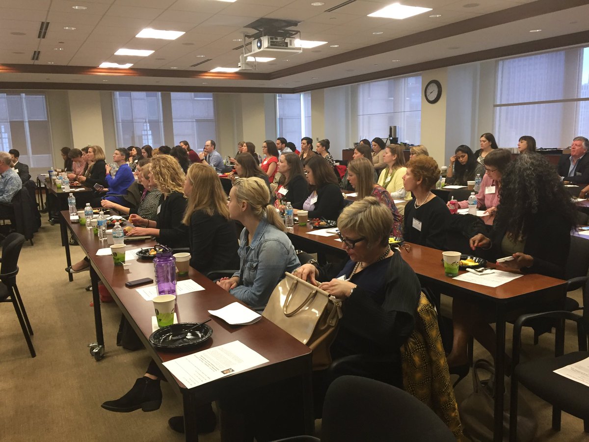 SRChgo's tweet image. Full house for our #February #CSR breakfast on the #ROI of #CSR @WilliamBlairCo with @SteveRochlin @IOsustains!