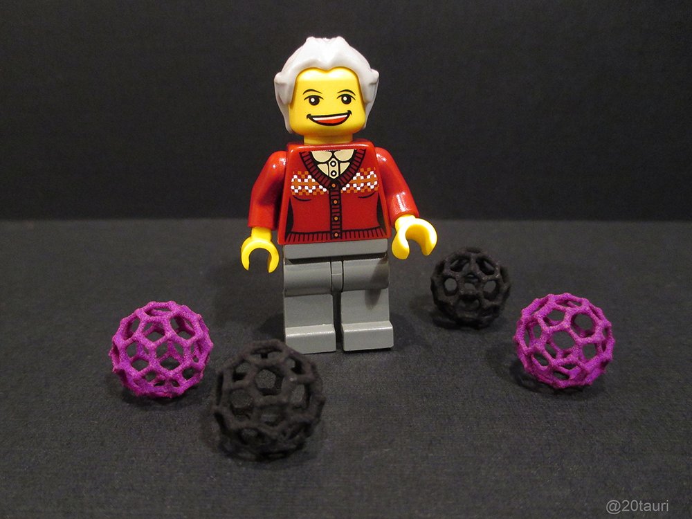 Maia Portell Weinstock ✨ tweet media