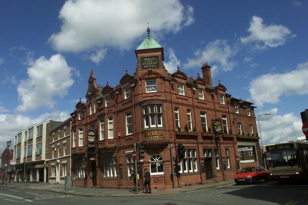 eclipse_chester's tweet photo. Later this month, Ricky Tomlinson will be opening up the new look @bullandstirrup in #Chester city centre! https://t.co/jSwOCEYU1R https://t.co/SOVnoyUJlJ