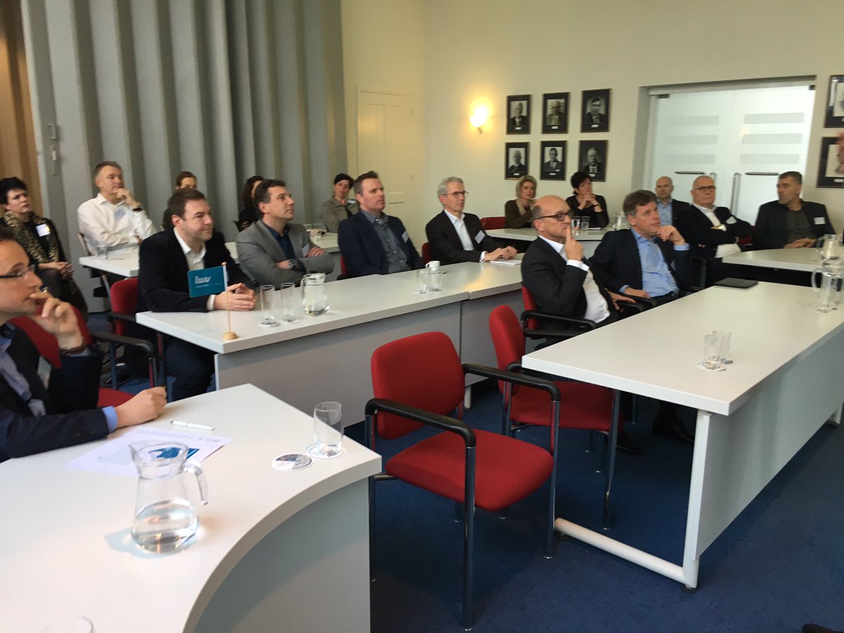Weer een volle zaal bij onze kennismakings bijeenkomst @lwv. Goed iedereen te zien en te horen waar men tegenaan loopt.