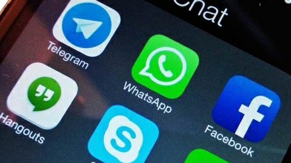 WhatsApp se plantea lanzar perfiles y muros, como en Facebook trecebits.com/2017/02/15/wha… vía <a href="/TreceBits/">Manuel Moreno</a>