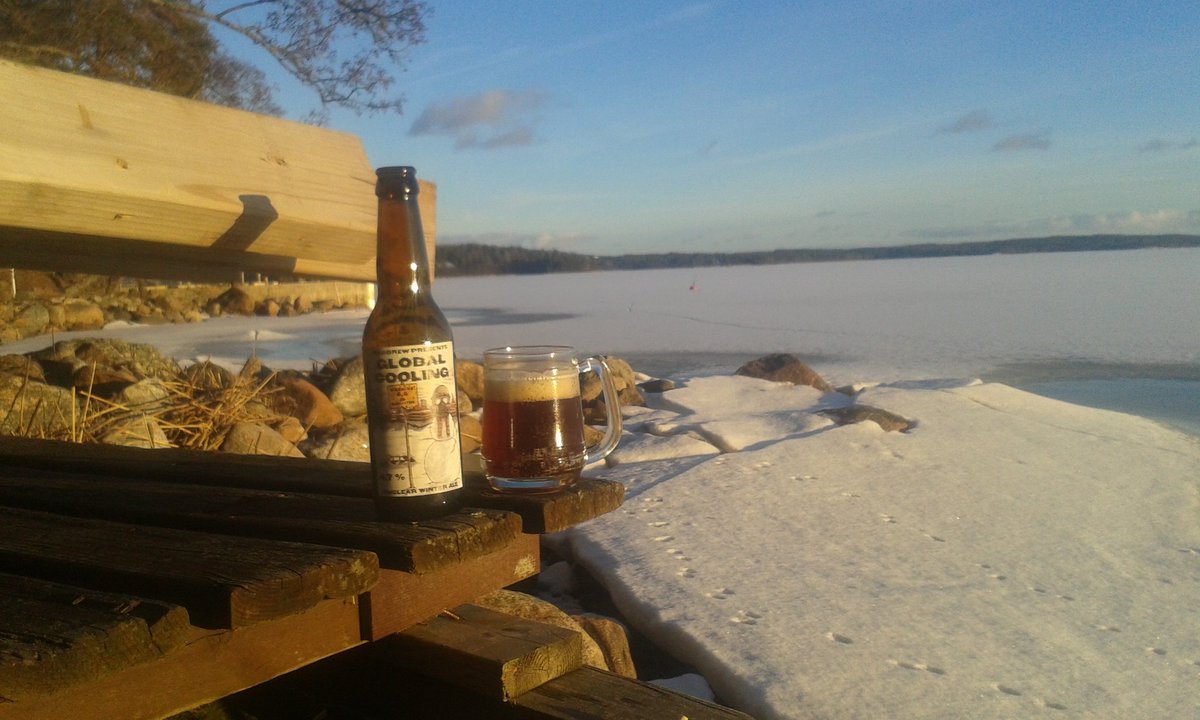 OlaviRuohomaa's tweet photo. Ilmastonmuutos Turussa?
#Suomi100 - 100 suomalaista olutta
#beer #olut #radbrew https://t.co/4At2blHAxZ