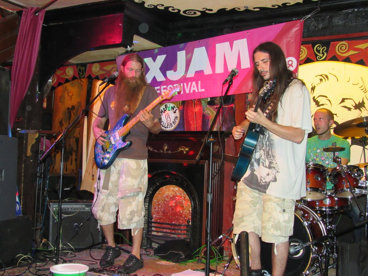 Applications are still open for Oxjam Takeover Events Manager for Bournemouth. To apply click oxfam.org.uk/oxjam/oxjam-ta… #events #bournemouth