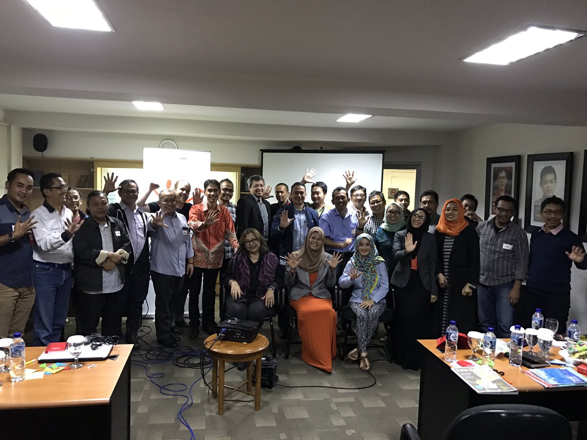 Sepenuh terinspirasi dengan kesantunan tim <a href="/republikaonline/">Republika.co.id</a> , semoga terus jadi media pencerah ummat, bikin kita Kaya Rasa#brand and people