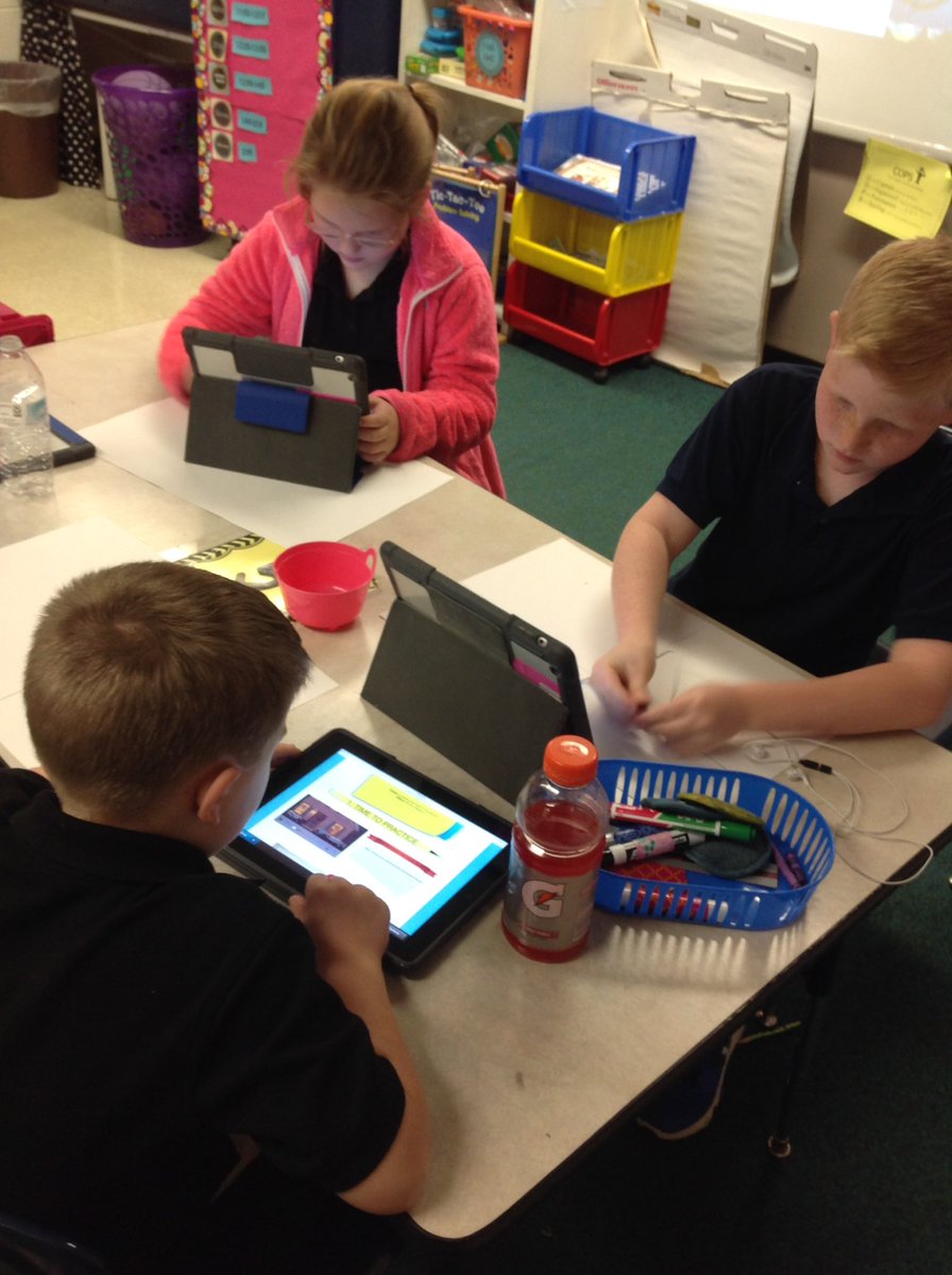 MrsWinglerLES's tweet photo. We love using DE boards to learn about Cause &amp; Effect! #DLDay @techlandis https://t.co/kAVTw6lKgD