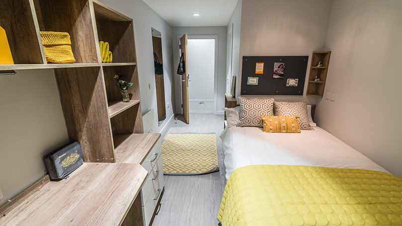 iQstudents's tweet photo. #SNEAKPEAK at our newest #showflat in #ElginPlace #Glasgow! The rooms are going to look amazing! #BetterThanHome #iQStudents https://t.co/8I8xIIwzKT