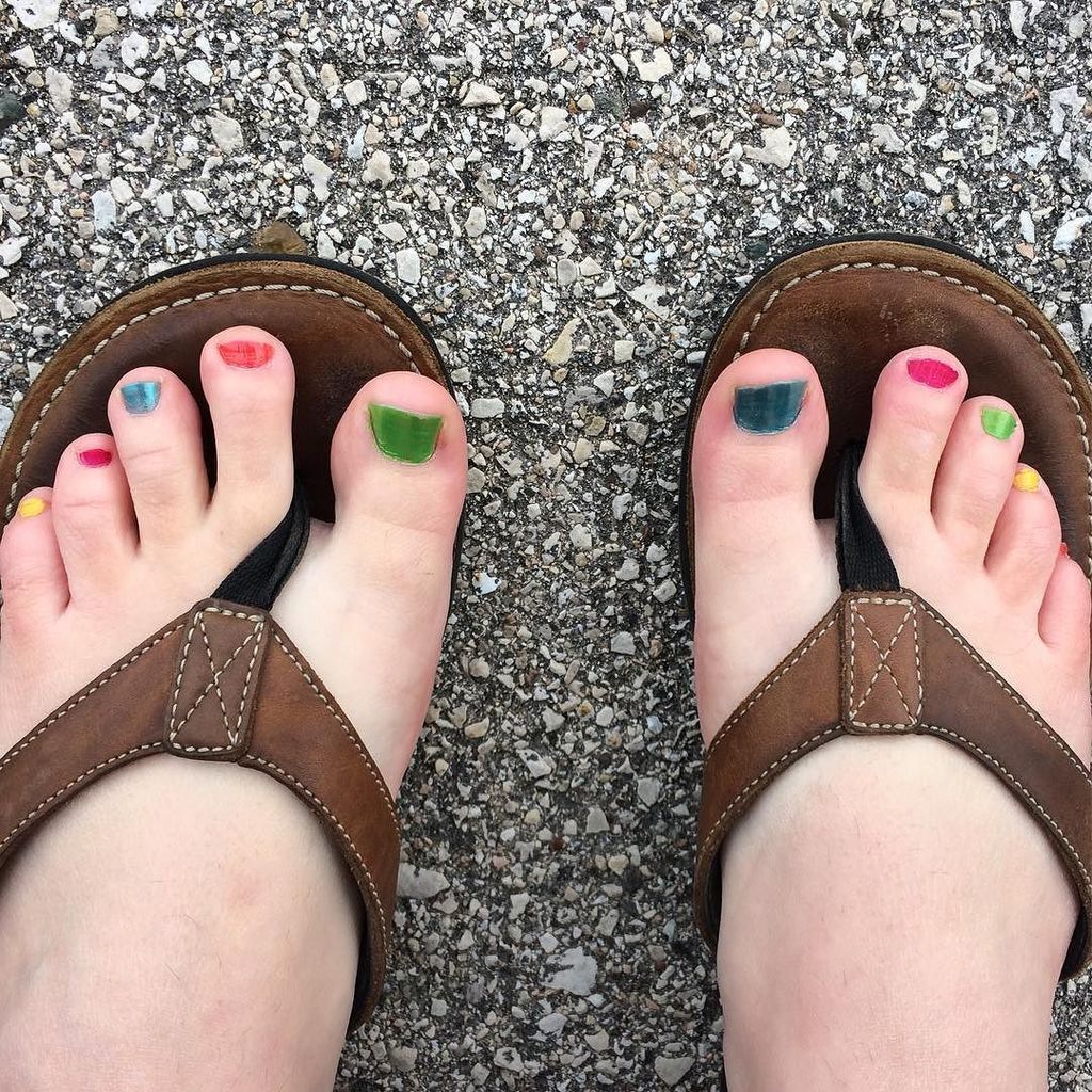 FaublesFables's tweet image. #springfever 
My feet forgot how to walk in flip-flops! 
#webrokewisconsin #winterfail #fr… instagram.com/p/BQx2nPRgvr1/