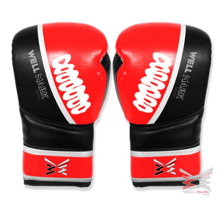Wellmarksports's tweet image. Boxing Gloves Made of Cow hide Leather inside high density machine mold. #boxinggloves #boxingpractice #boxingtraining #training