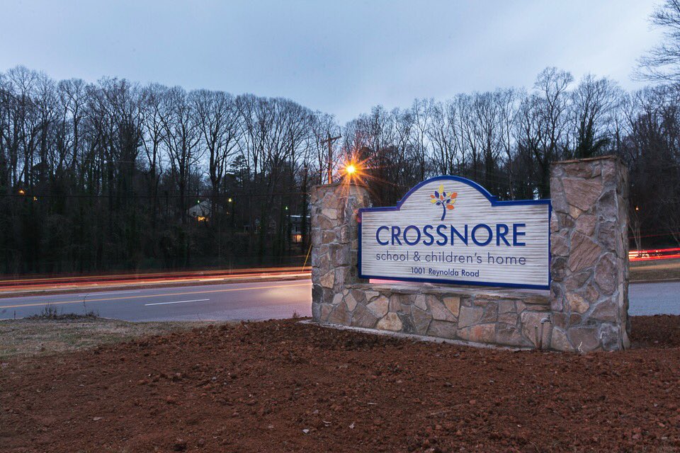 CrossnoreComm's tweet photo. Thanks to Pittman Signs & Design, Inc. for our new beautiful sign! #goodnessgrowshere https://t.co/2EORGRdFGt