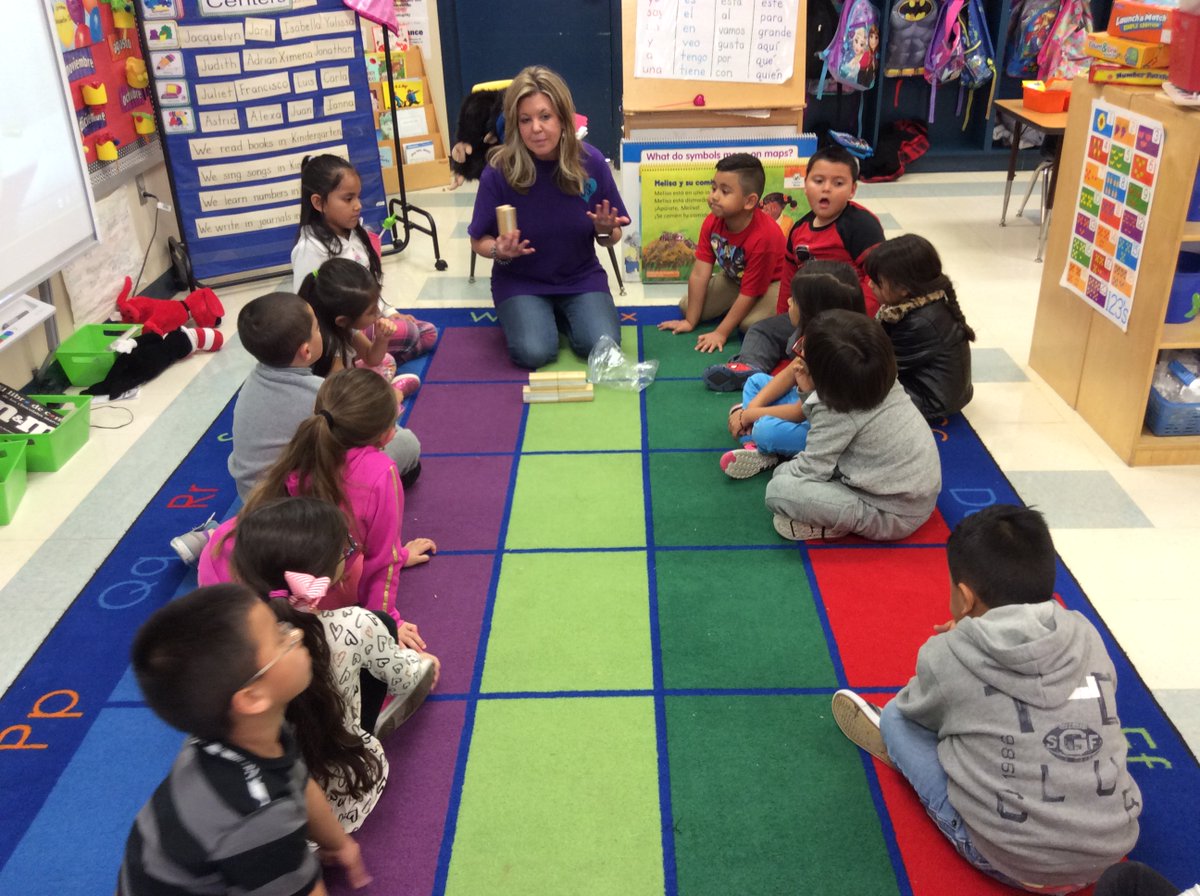 teachtolearnK's tweet photo. Mrs. Keller's honesty lesson to DES kinder students...being honest, building a wall of trust, not having a monkey on your back. #deslearning https://t.co/O9VSHWCTbx