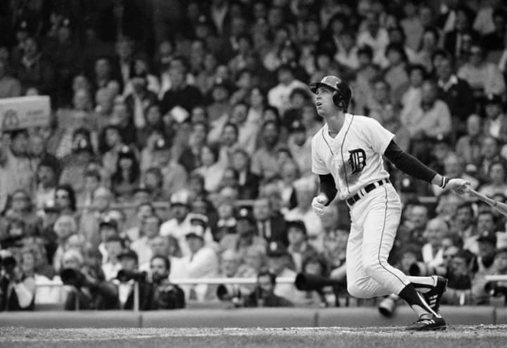 Happy birthday to one of my favorite players in any sport, Alan Trammell. Should be in the HoT. 