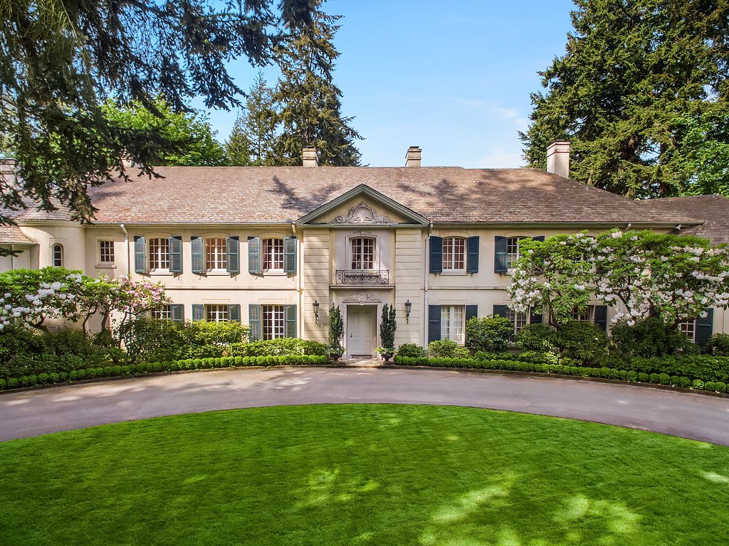 Mark your calendars for Febraury 26th! Mary is thrilled to be a part of this rare opportunity to show the Chapel Lane estate in the...