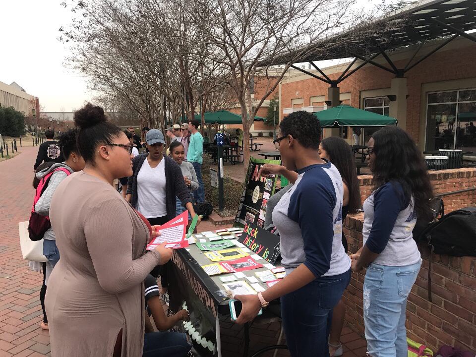 KappaKappa_AKA's tweet photo. Thanks to all who stopped by our table today! #IHopeOneDay https://t.co/8ZGhi5sjaj