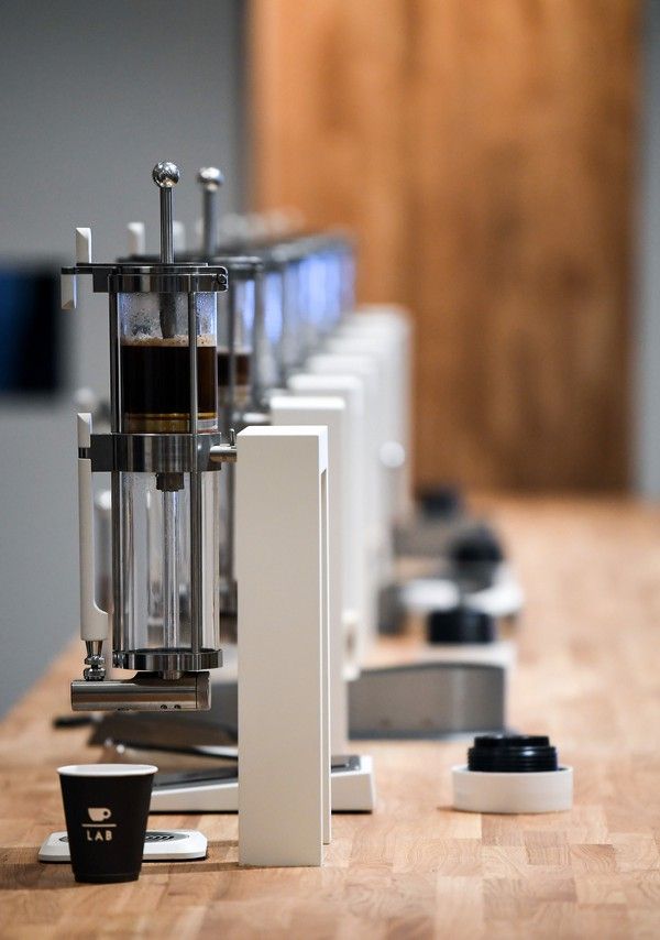 standartmag's tweet photo. “Our goal is to make people feel welcome to learn more about coffee." Read more about @adextractionlab https://t.co/gMOQ8W7pFR https://t.co/vR0BDHPUfJ