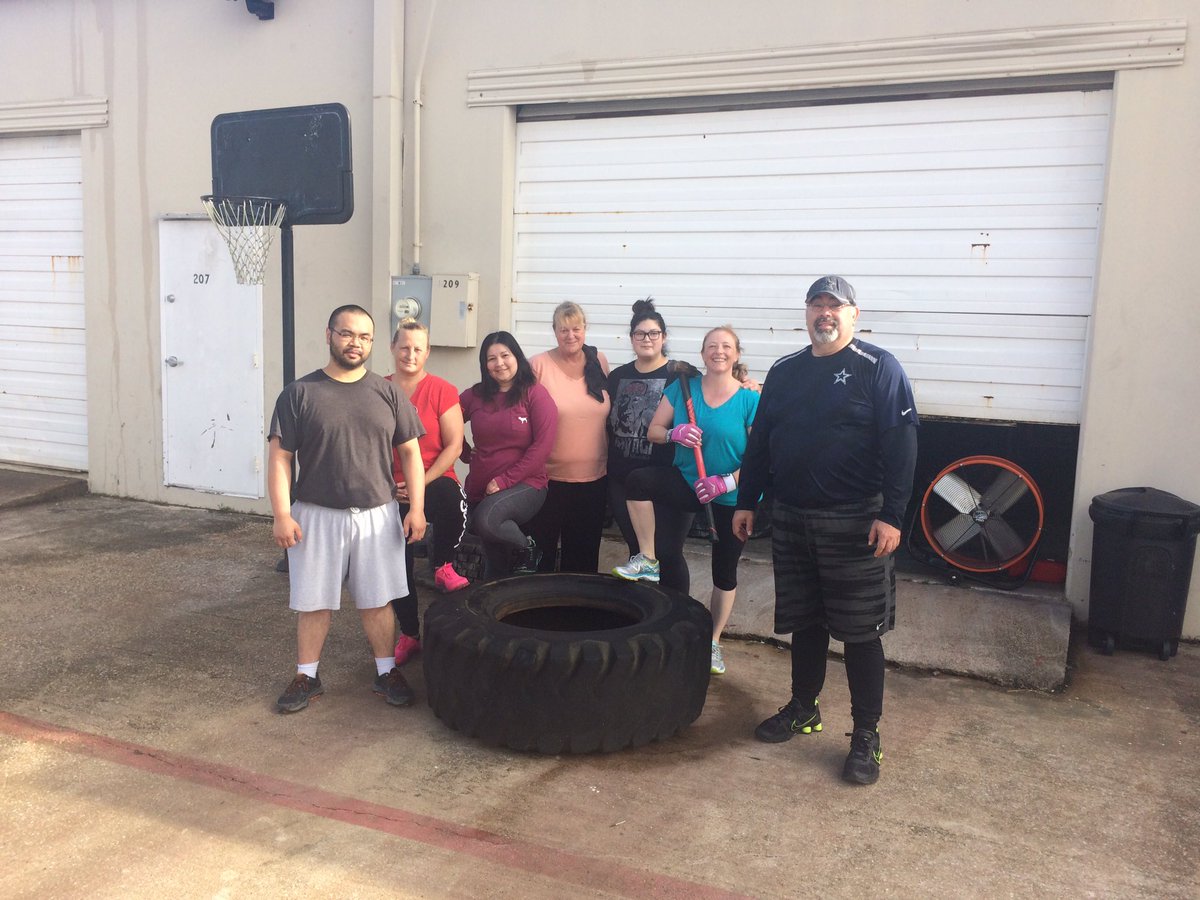 tact_fit's tweet photo. #WesternBoxing #SelfDefense #FunctionalFitness #CoreConditioning #TactFit 💪👊 https://t.co/bvcrDg9h9S