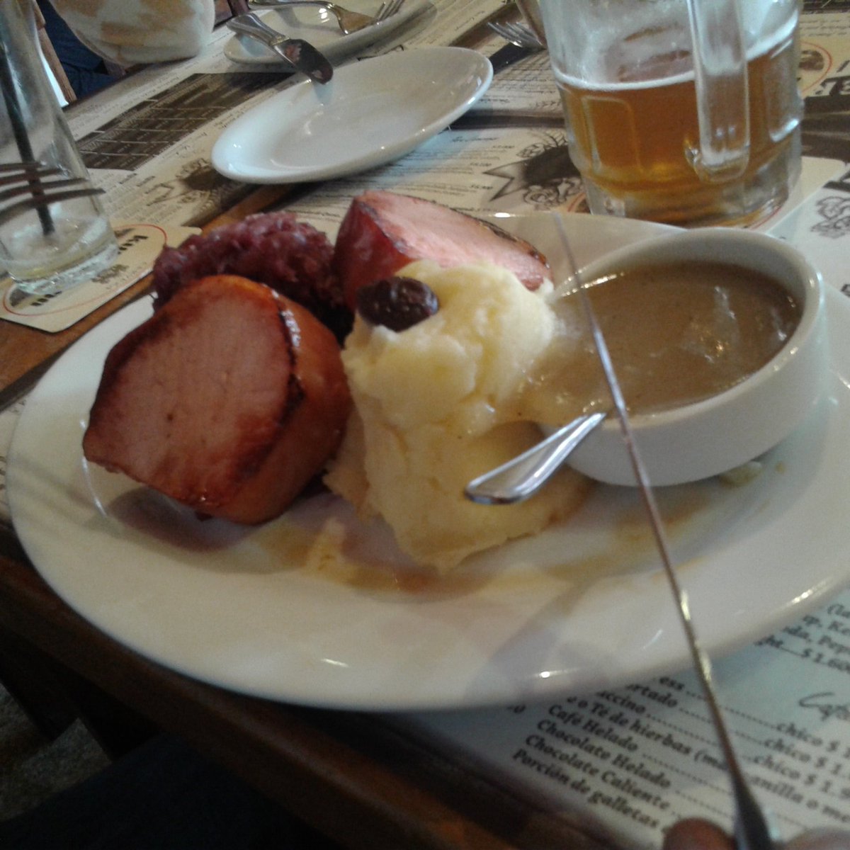 cristobal1985's tweet photo. Algo poco en la #Kuntsmann #Almuerzo #Valdiviacl https://t.co/IHhQ5SeQFD