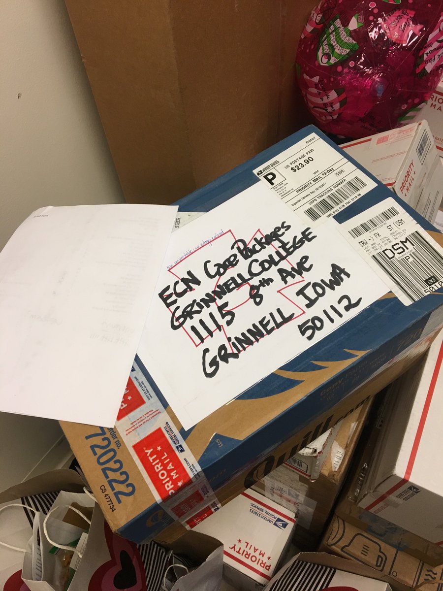 SACGrinnell's tweet photo. Everday Class Notes Care Packages are here! Get ready to pick them up next week!
#GCgivesback #givingback https://t.co/32SWqslYkU