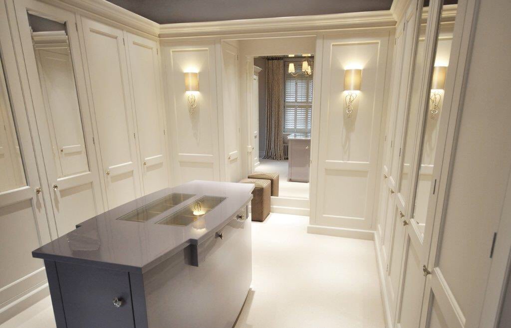 ashtonhouse_des's tweet photo. Smart #dressingroom let us help you with your #springtidy ! https://t.co/iE7FOxPZRS