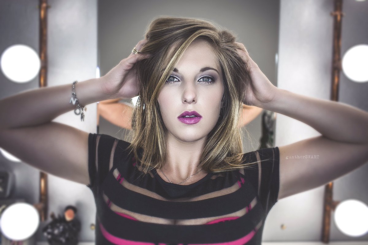 This gorgeous little image is by none other than the amazing <a href="/Gunther_Swart/">Gunther</a> 
#portrait #model #image #amazing #eyes #hair #pose #photo