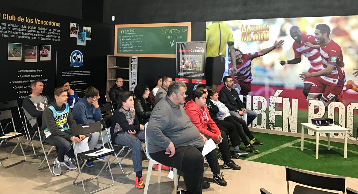 SingCoaching's tweet photo. Tarde de formación sobre nutrición deportiva en @singularkitchen! Hoy nos visita el @BiensaCF #UMPV https://t.co/de6GJvgAi7