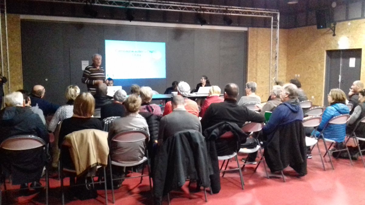 cdos_13's tweet photo. Première réunion d'information du CNDS 2017 pour les clubs #drdjscspaca #villedegardanne https://t.co/ymwBglfwt1