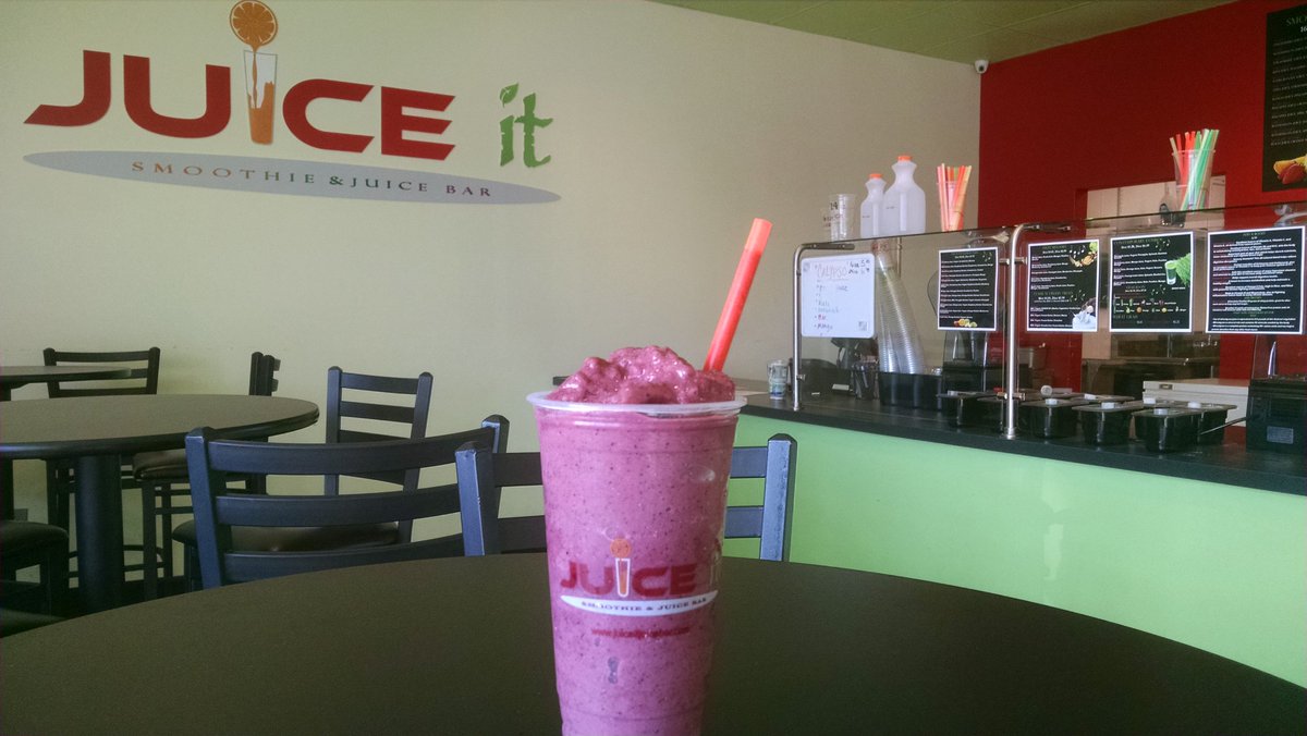 JuiceItFargo's tweet photo. The perfect way to spend your lunch break!
You + Juice It
#SmoothBlendsForLife #JuiceIt https://t.co/BACwDg7zkc