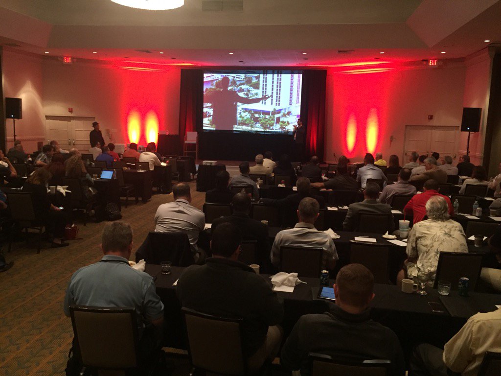 devos_thom's tweet photo. #mindsharefl on stage Do YOU have a plan? @pryfogle @channelsmart @IntelisysCorp @JoeChuisano @johnflindsley https://t.co/efmrlkcbeM